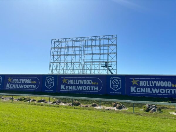 Kenilworth Racecourse - New Digital Display Support Structure